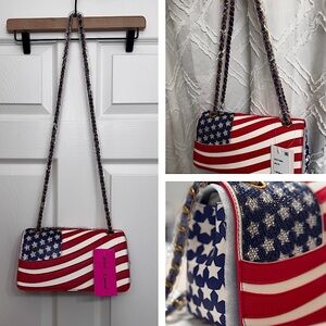 NWT🇺🇸Betsey Johnson American Flag Faux Leather Convertible Shoulder/Crossbody